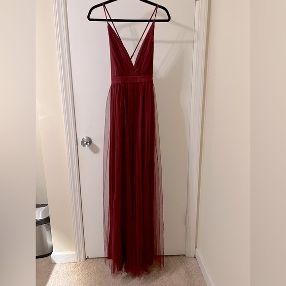 Lulu’s Prom Rare Beauty Burgundy Tulle Backless Maxi Dress size S - Picture 3 of 9